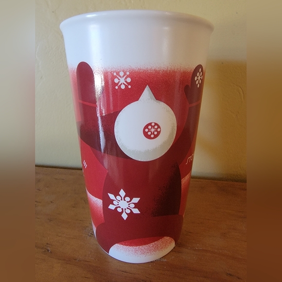 Starbucks Holiday Collection 2010 coffee tea cup mug.  Perfect condition - Picture 2 of 7